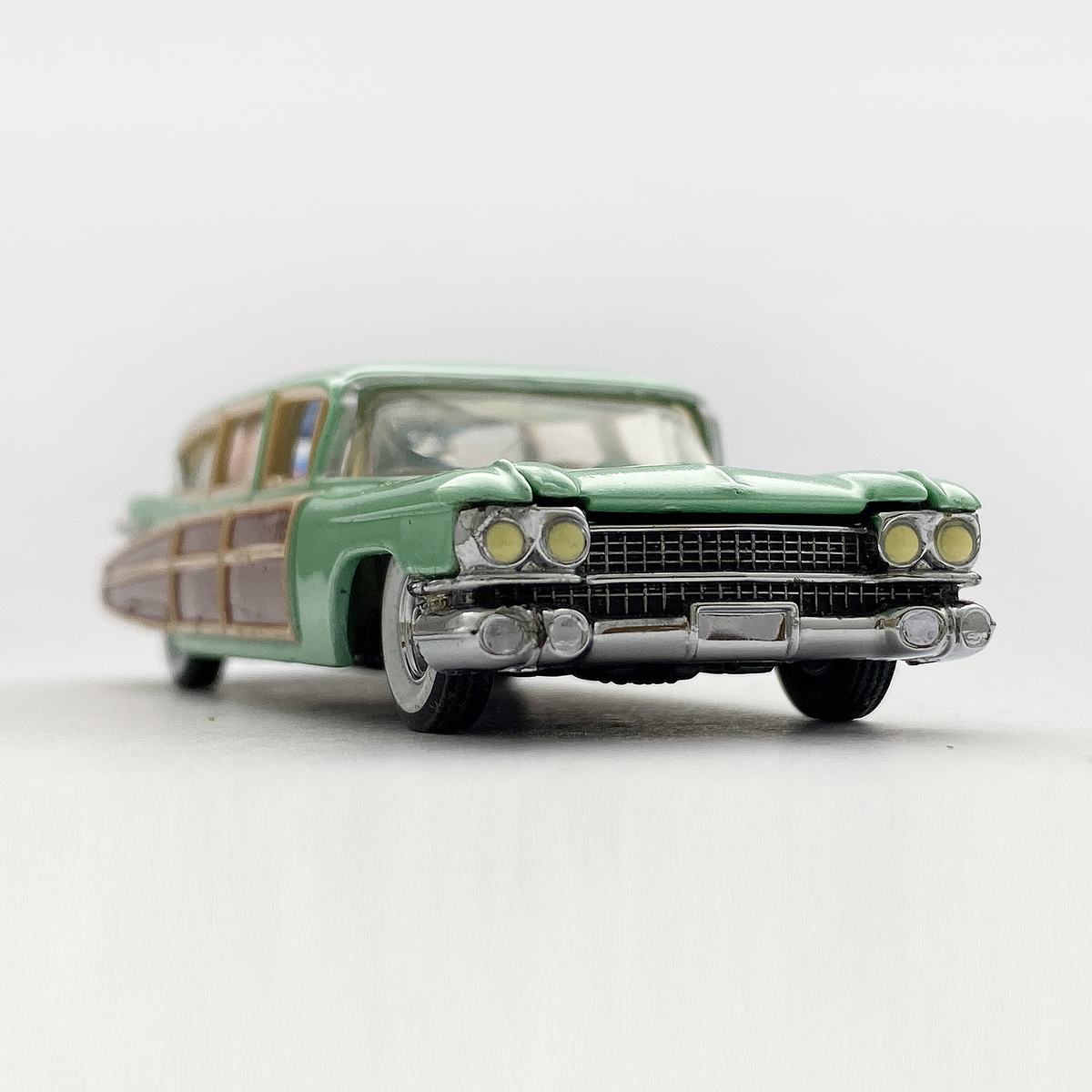 59 Woodie - 増えすぎたミニカーに愛を捧ぐ