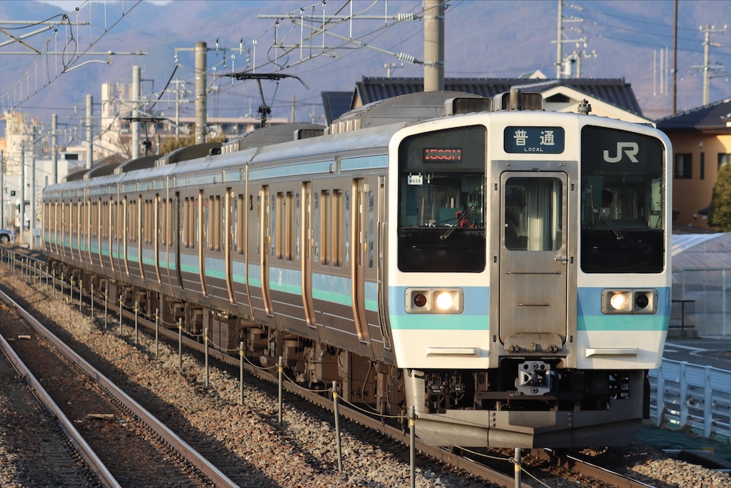 211系長野車 方向幕 - 特急上高地回遊81号