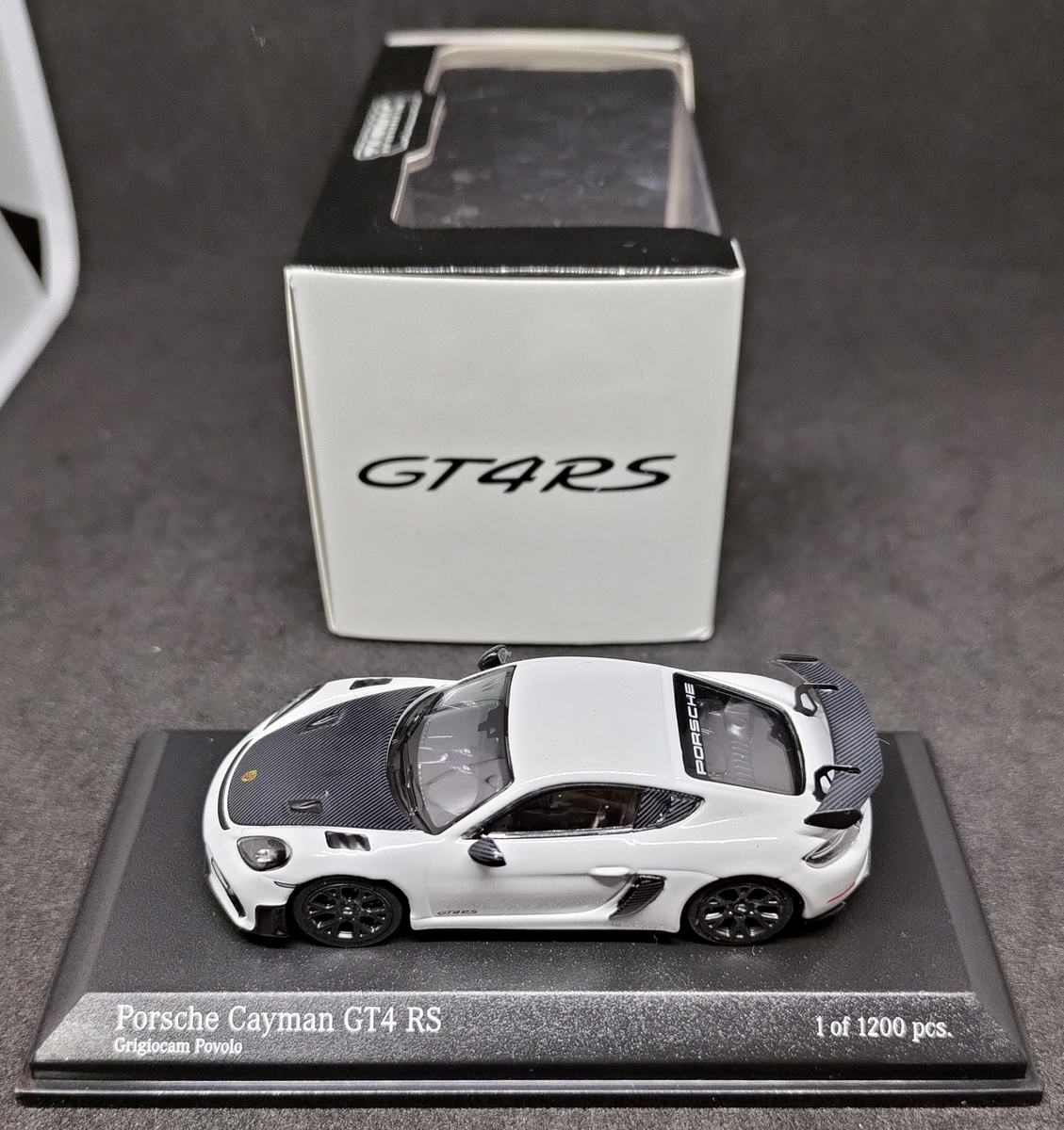 ミニチャンプス64 ポルシェ ケイマン GT4 RS (MINICHAMPS64 Porsche