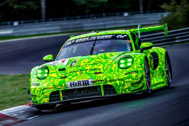 新型ポルシェ911 GT3 RがNLS7でテストデビュー。総合3位表彰台獲得で