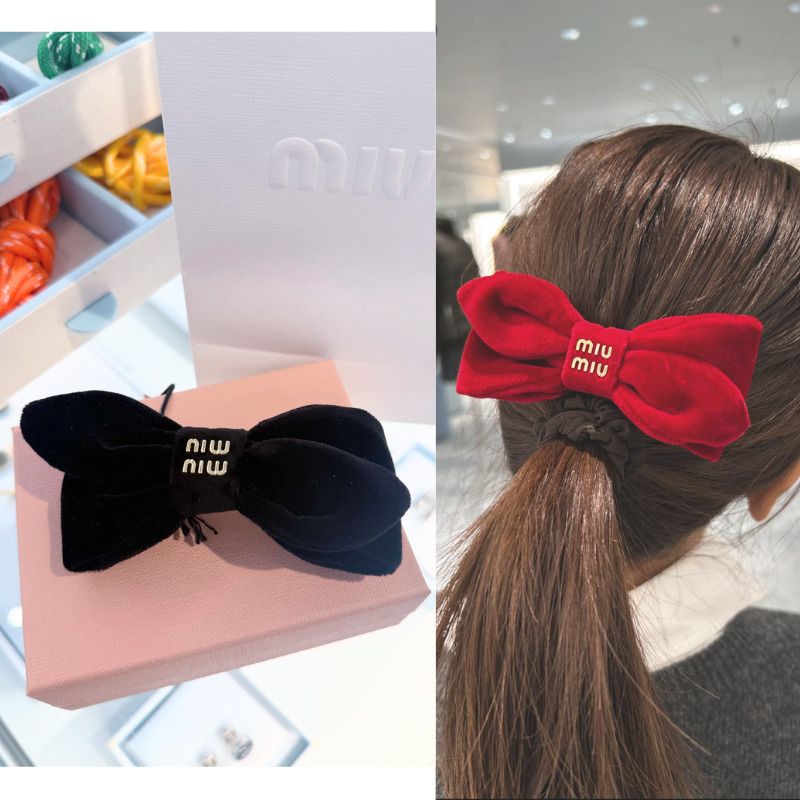 MiuMiu ミュウミュウ ヘアクリップ ベルベット ロゴ リボン (MiuMiu
