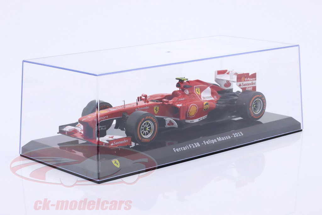 Premium Collectibles 1:24 Felipe Massa Ferrari F138 #4 Formula 1