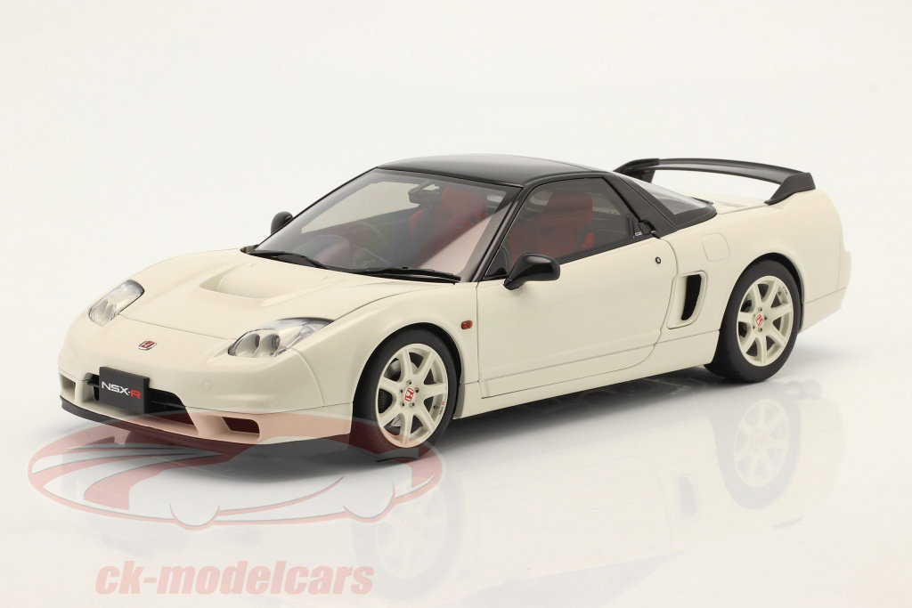 AUTOart 1:18 Honda NSX-R (NA2) year 2019 champion White 73219
