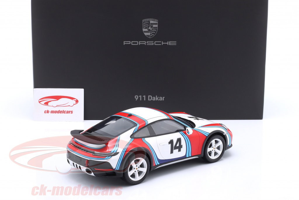Spark 1:18 Porsche 911 (992) Dakar #14 建設年 2023 Martini カラー