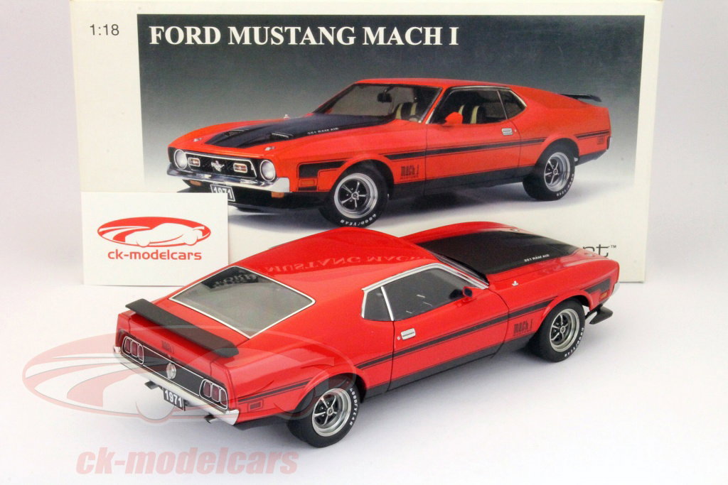 AUTOart 1:18 Ford Mustang Mach I Fastback Red year 1971 72882