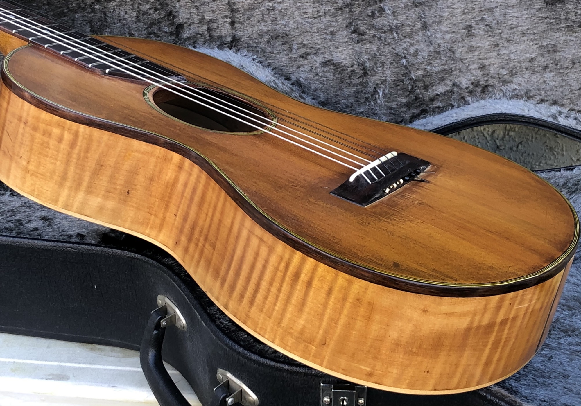 1930 Raffaele Calace Classic Guitar 〜 Wide flame Side Back ( Made