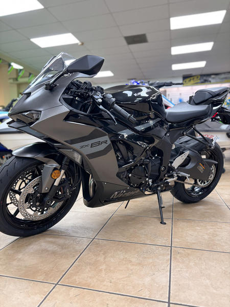 2026 Kawasaki Ninja® ZX™-6R | Cycle Sports Center