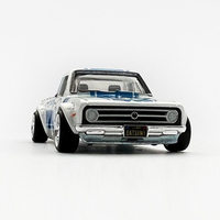 1975 DATSUN SUNNY TRUCK (B120) - 増えすぎたミニカーに愛を捧ぐ