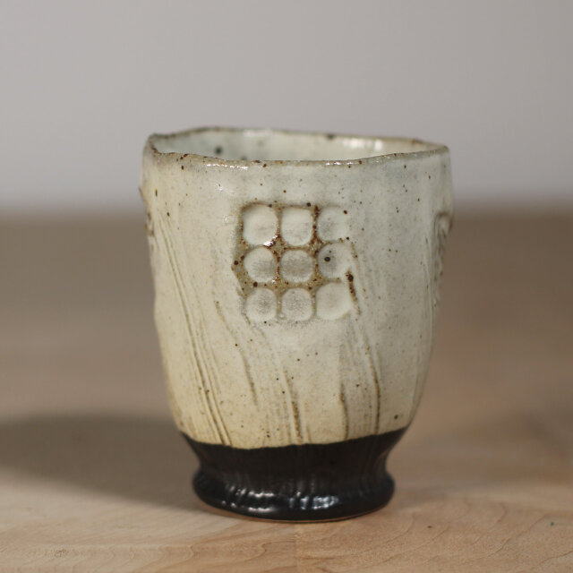 陶器 【粉引き 三島湯のみ】YU23 | iichi 日々の暮らしを心地よくする