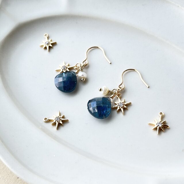 インディゴブルーカイヤナイト×淡水パール×星 フープイヤリング/ピアス