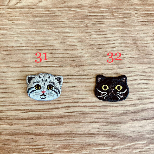 新作/猫さん刺繍と花束ビジューのバッグチャーム♡ | iichi 日々の
