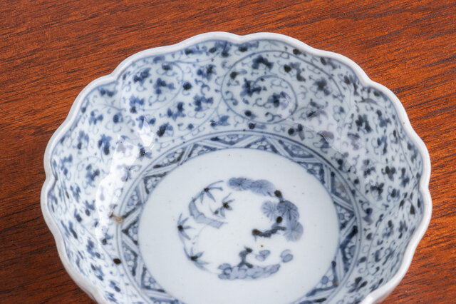 古伊万里 染付 萩唐草文 なます皿 江戸後期 | iichi 日々の暮らしを