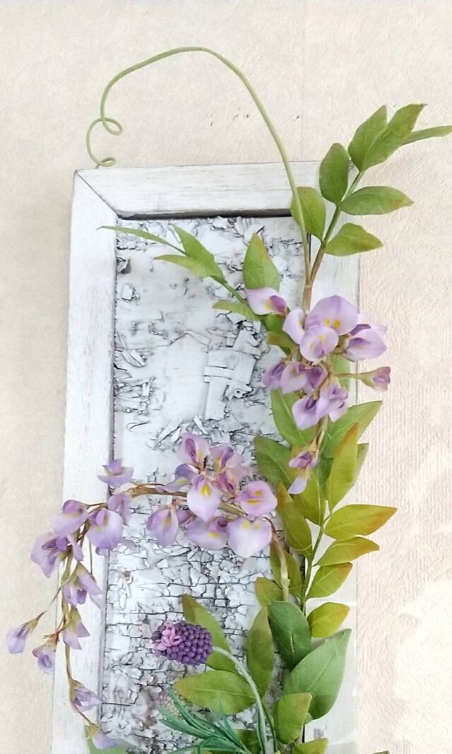 ☆クレイフラワー作品（藤の花の壁掛け）☆ | iichi 日々の暮らしを