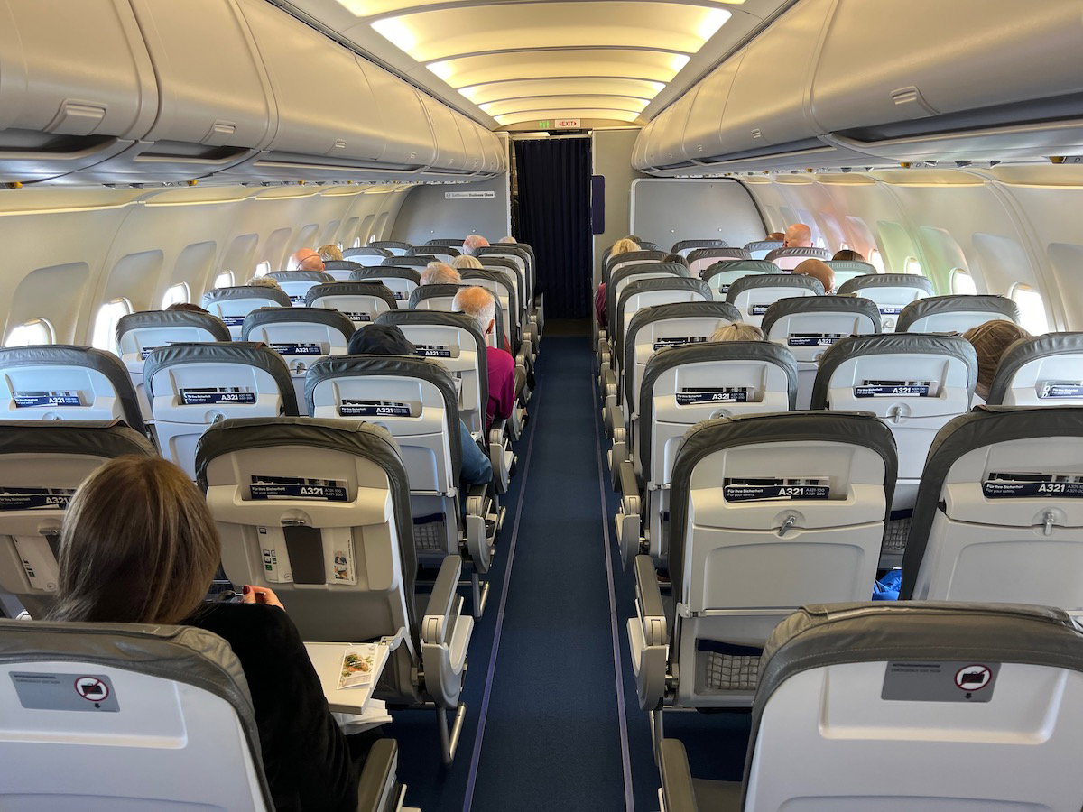 Review: Lufthansa A321 Business Class (FRA-VCE) - One Mile at a Time
