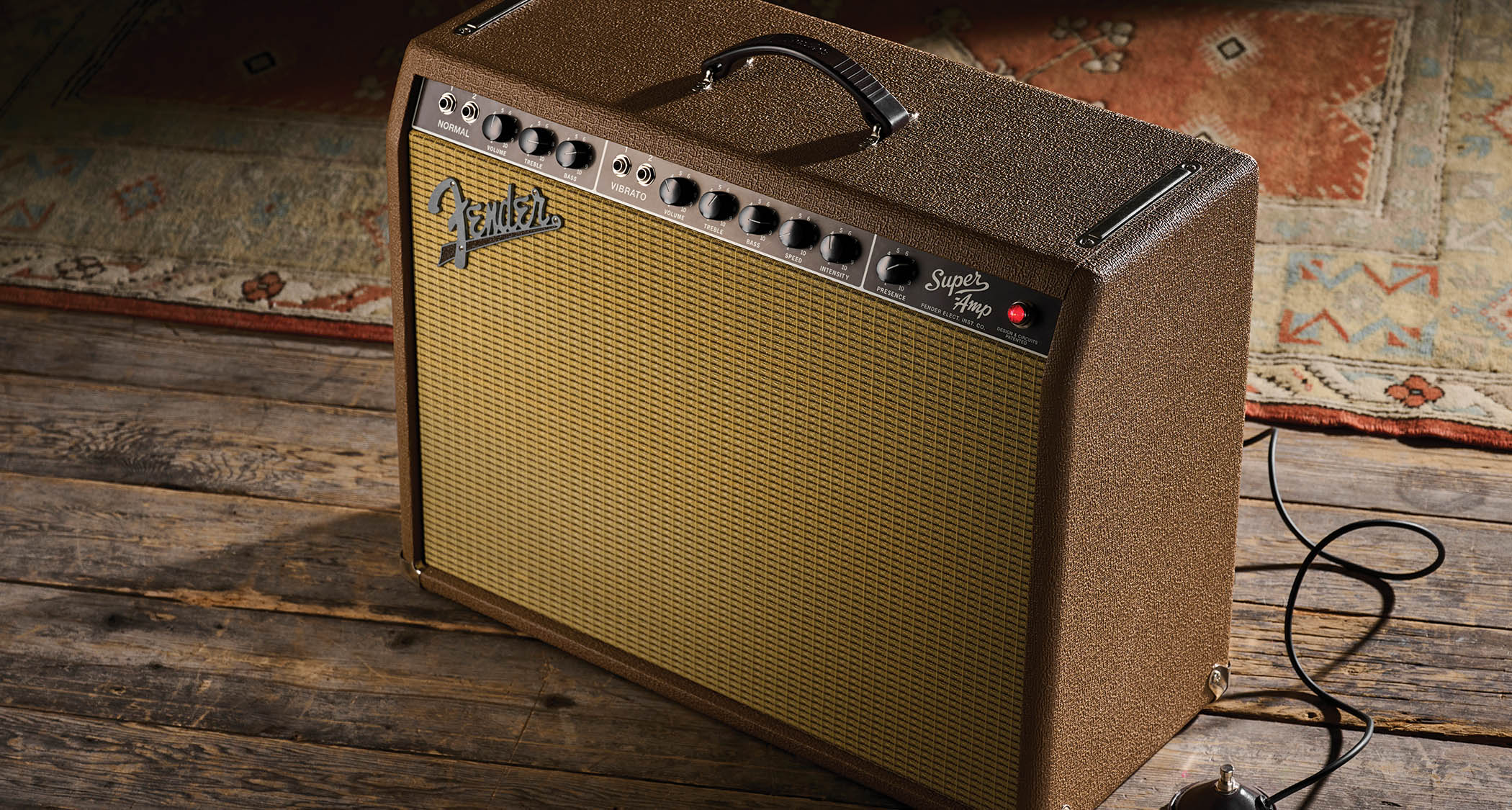 Silvertone's sought-after Twin Twelve 1484 amp hits the floor with