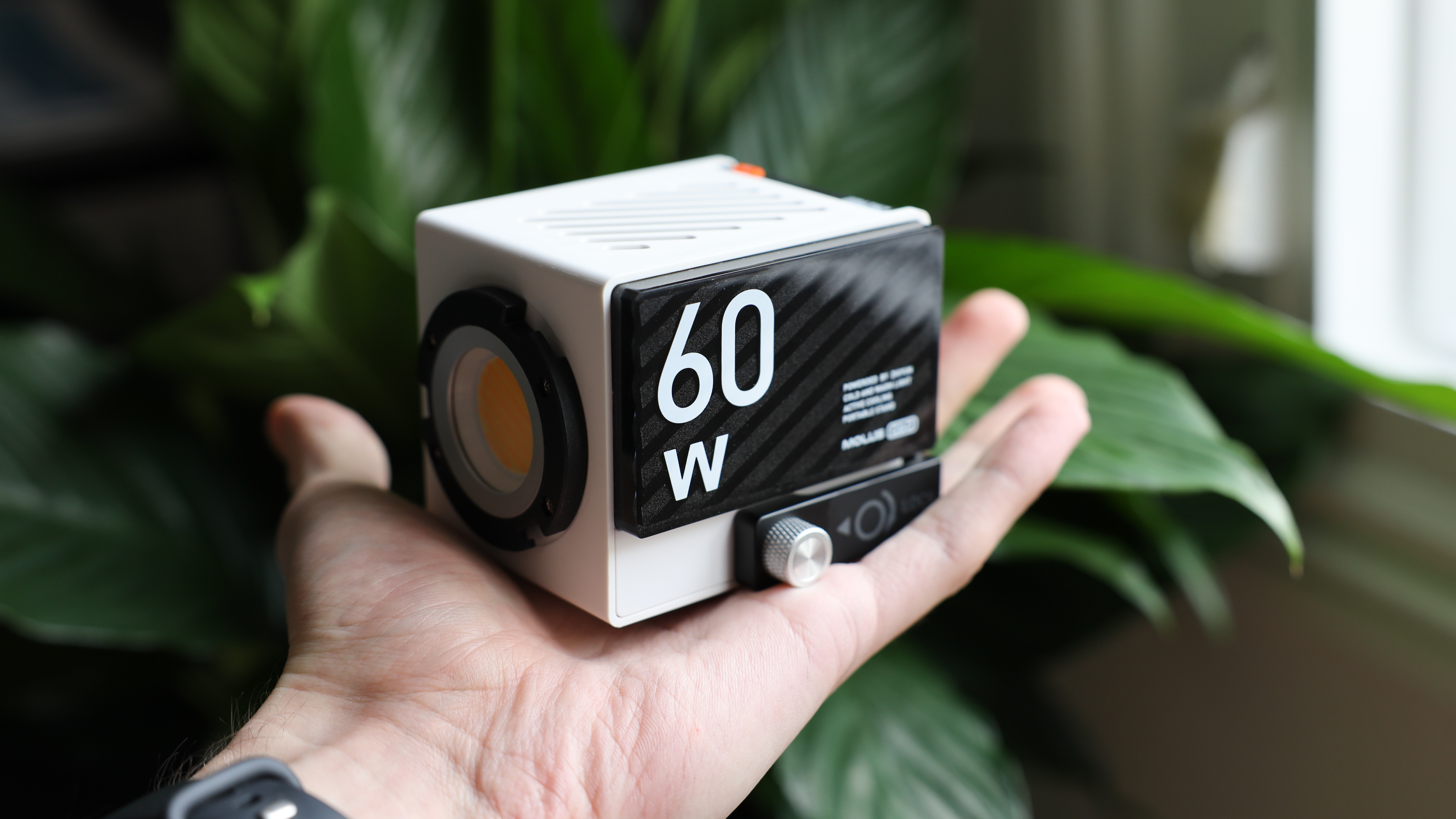 Zhiyun Molus G60 COB LED video light review | Digital Camera World