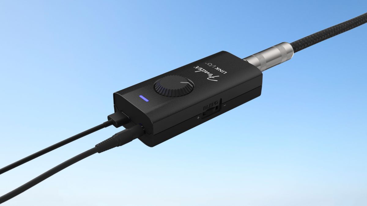 Fender eyes up the iRig with the Link I/O interface | Guitar World