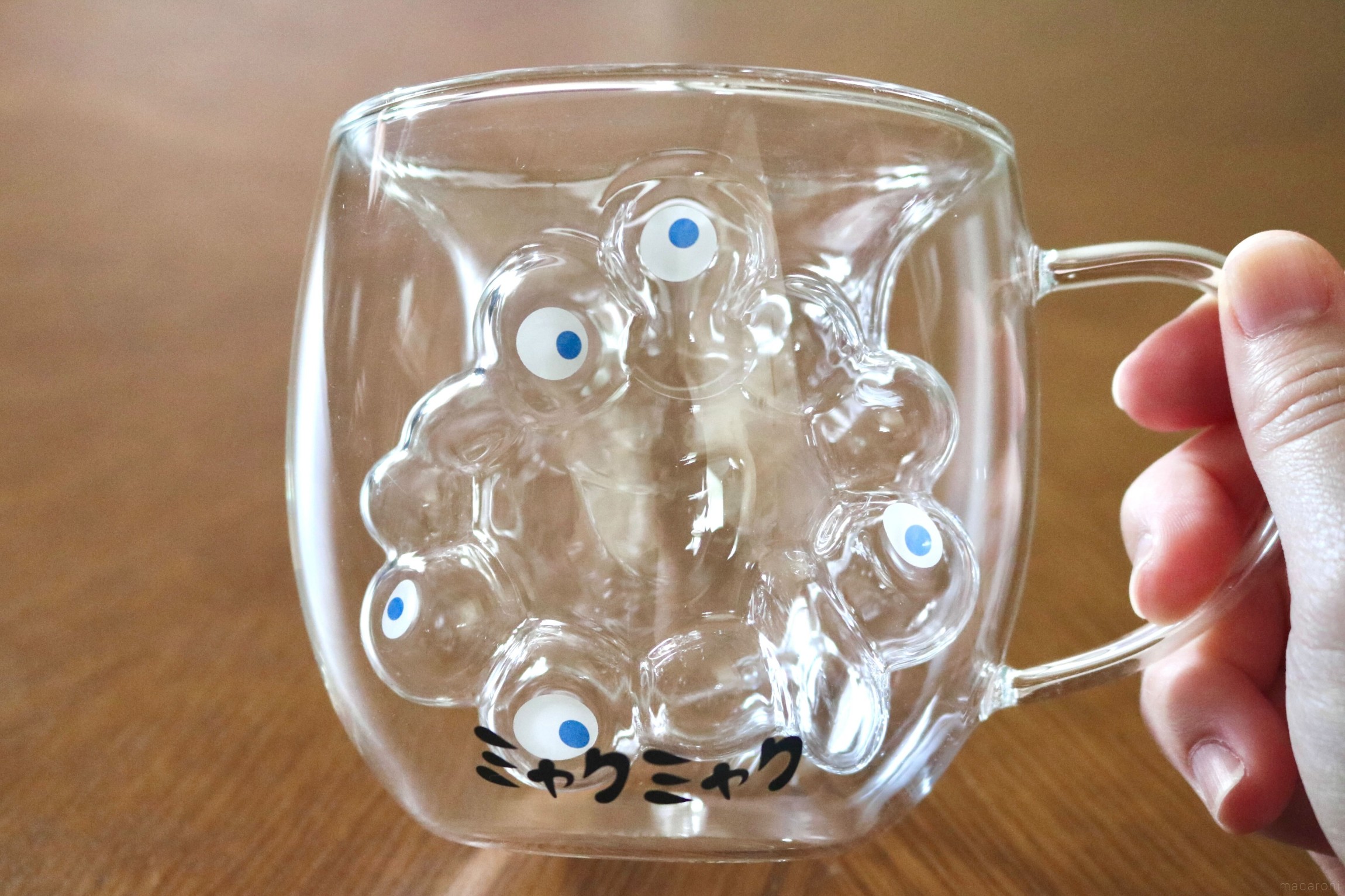 飲み物を入れるとミャクミャクが浮かび上がる！大阪・関西万博「ダブル