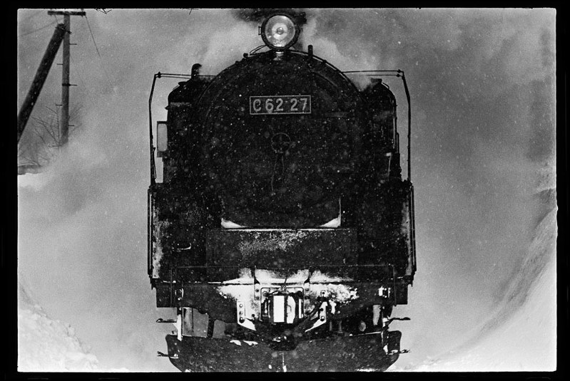 写真展：鉄道写真の先駆者 広田尚敬さんの作品一堂に | 毎日新聞