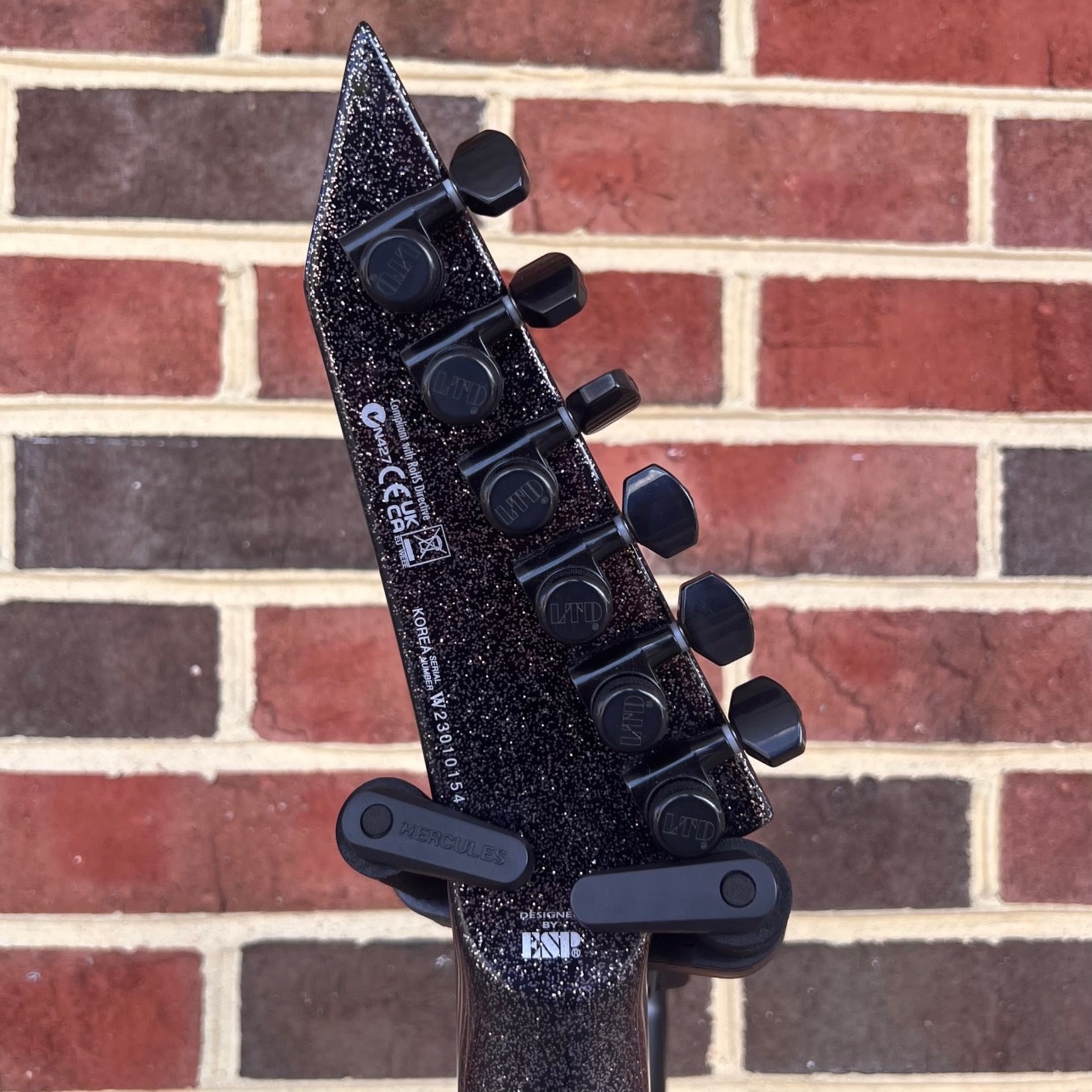 ESP LTD Kirk Hammett KH-V, Black Sparkle, Korina Body, Macassar