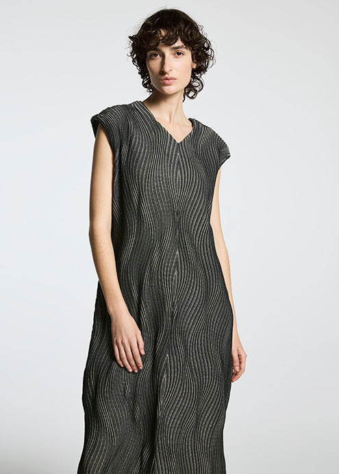 アイテムのご紹介「TYPE-XI Spiber project」 – isseymiyake.com
