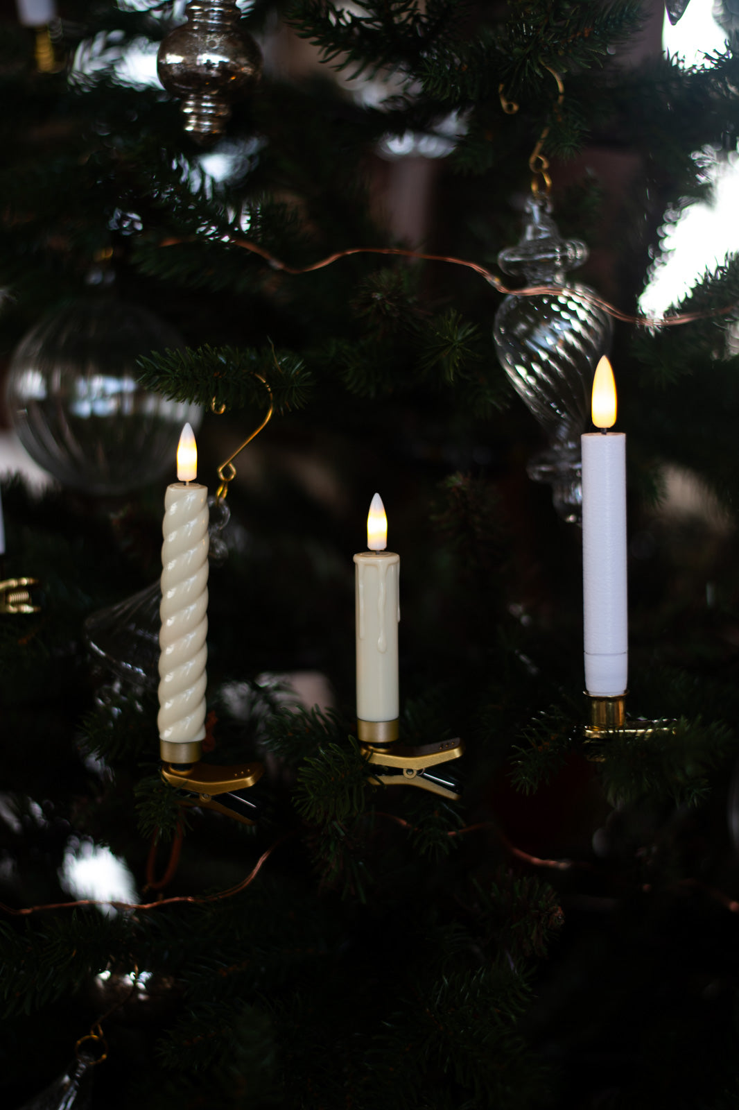 部屋いっぱいにぬくもりを運ぶ、クリスマスの小さな魔法。 — ANTRY USE