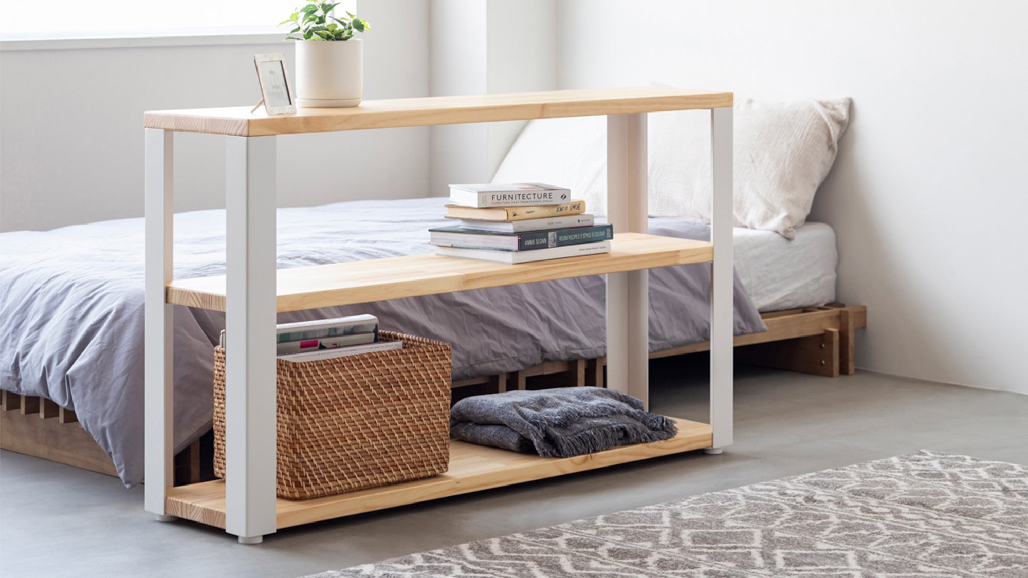 空間と収納の可能性を拡げるTHE STORAGE SHELF が登場 – KANADEMONO