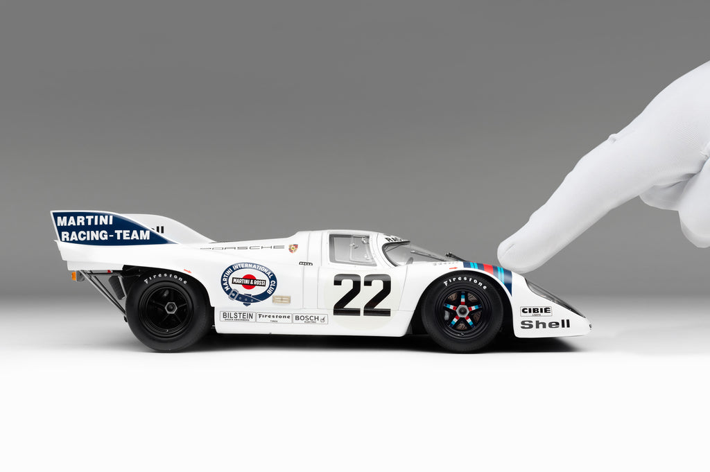 ポルシェが 1971 年にル・マンで優勝してから 50 周年を記念して