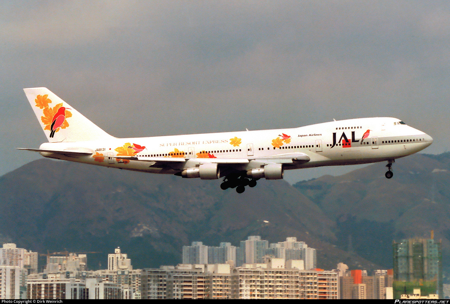 JA8131 Japan Airlines Boeing 747-246B Photo by Dirk Weinrich | ID