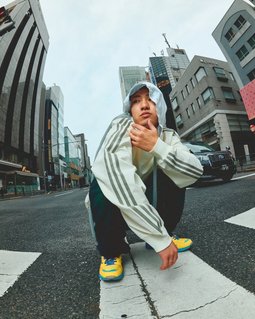 創業25周年を迎えたatmosがadidas Originalsによる名作別注モデル ZX
