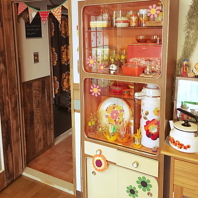 花柄 昭和レトロのおしゃれなインテリア・部屋・家具の実例