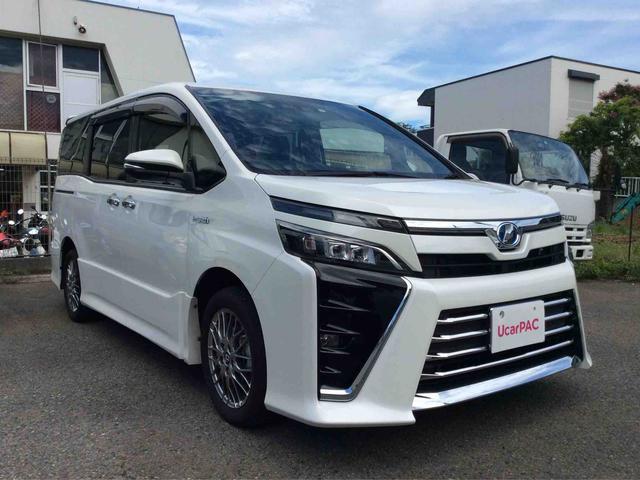 ヴォクシー ハイブリッド ZS(2020年式/80系/6AA-ZWR80W)カタログ情報