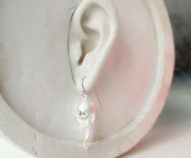 おばけのピアス / Ghost Earring 2024 b NATSU WORKS | ピアス