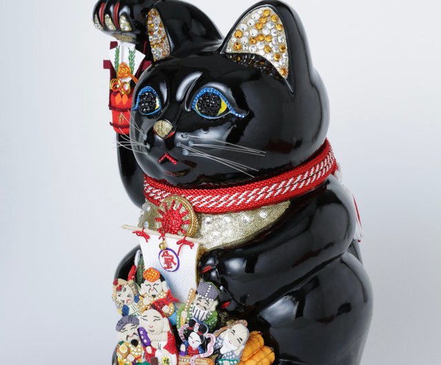 招き猫 特大ご縁猫 金運七福神 厄除け黒招き猫 ご縁猫 | 置物 - Pinkoi