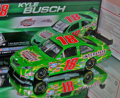 KYLE BUSCH 2014 INTERSTATE BATTERIES 1/24 ACTION