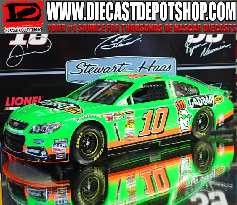 DANICA PATRICK 2013 GODADDY #10 CUP SERIES 1/24 ACTION