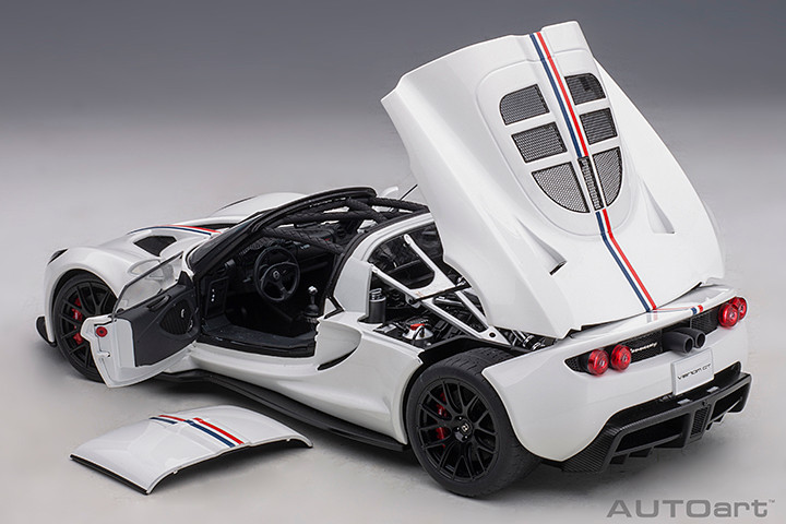 1/18 AUTOart Hennessey Venom GT Spyder World Fastest Edition