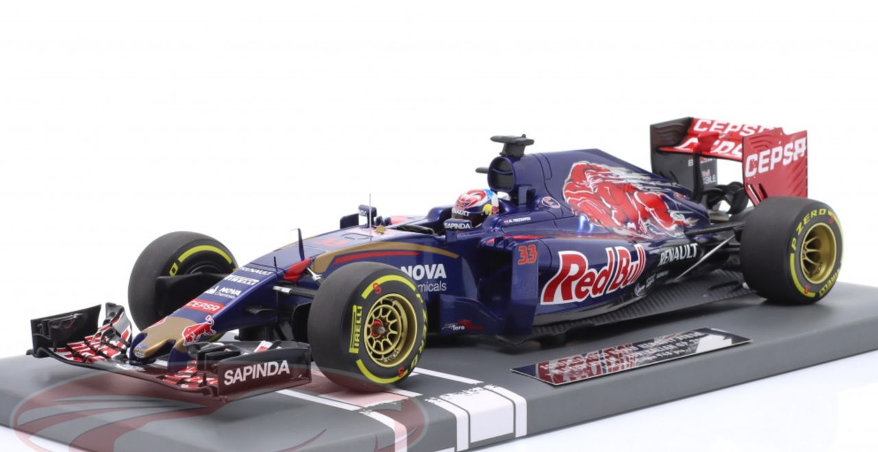1/18 Minichamps 2015 Formula 1 Max Verstappen Toro Rosso STR10 #33