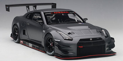 AUTOart Nissan GT-R - Grey | 1/18 R35 | LIVECARMODEL