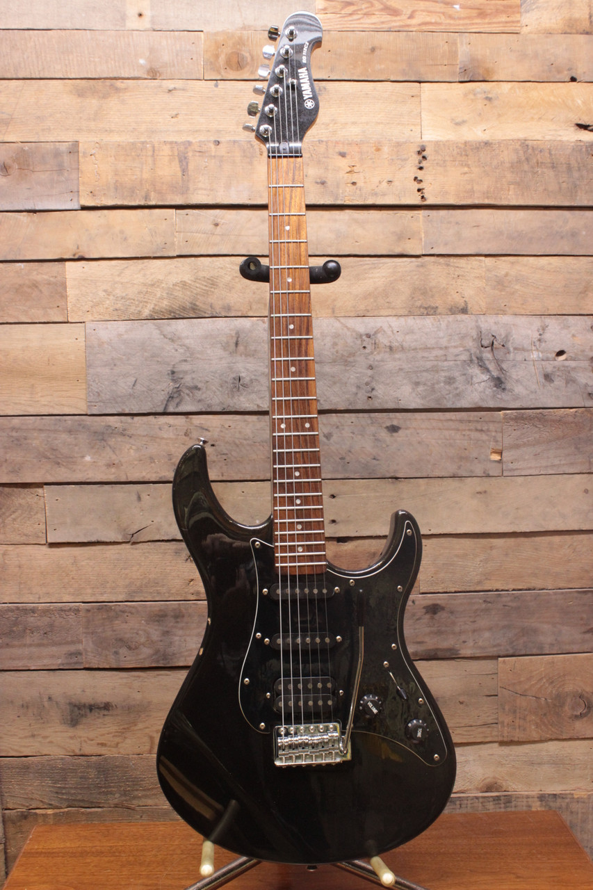 Yamaha EG 112C2 HSS Strat Style Electric Guitar - Local Pickup ONLY