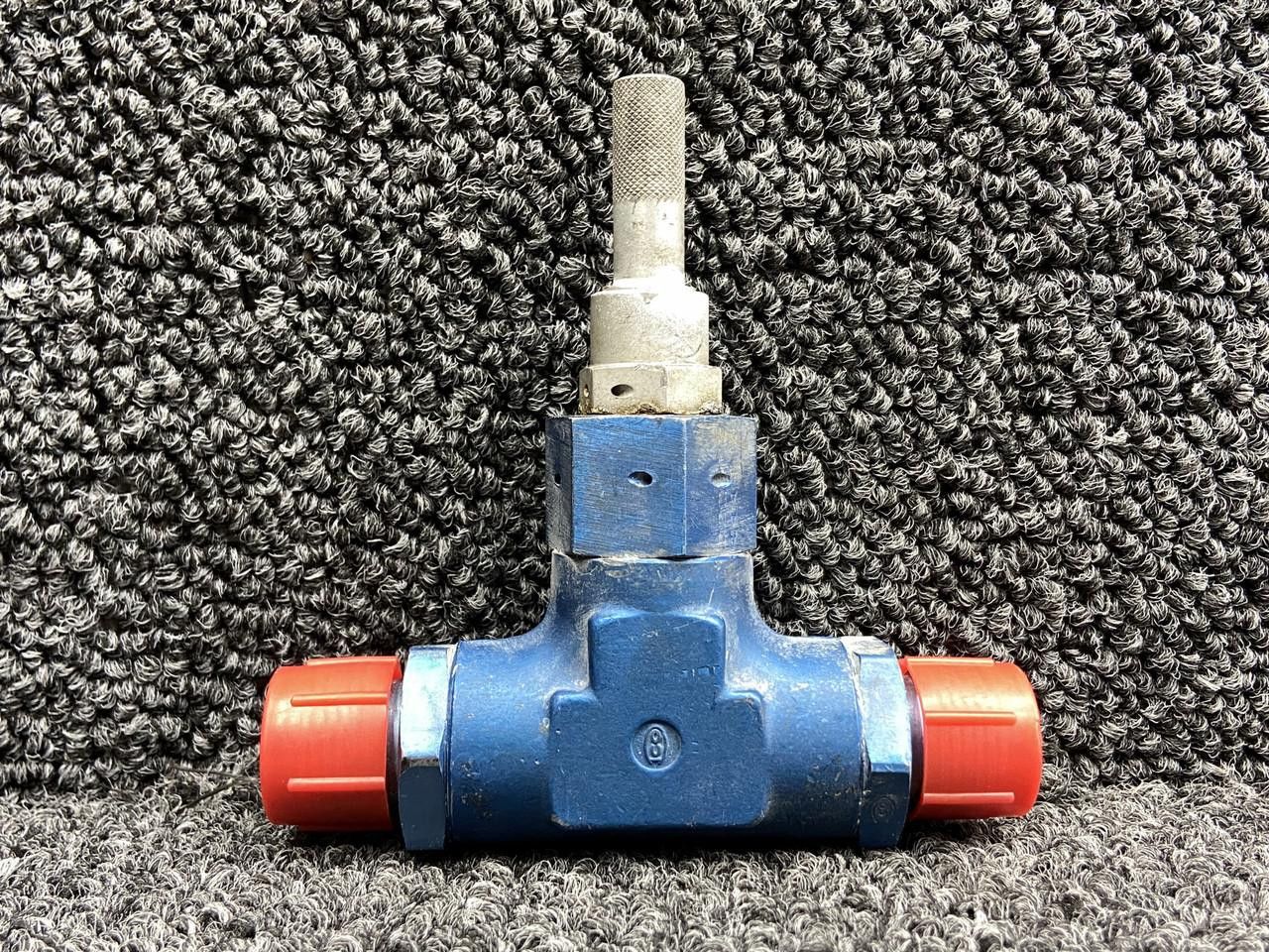 50C9C, AN938-8D Cessna 414 LH or RH Fuel Tank Drain Valve with T