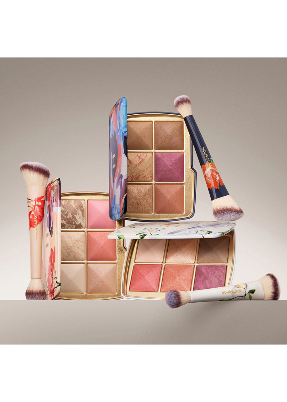 HOURGLASS Ambient Lighting Edit Brush II Fox | Harvey Nichols