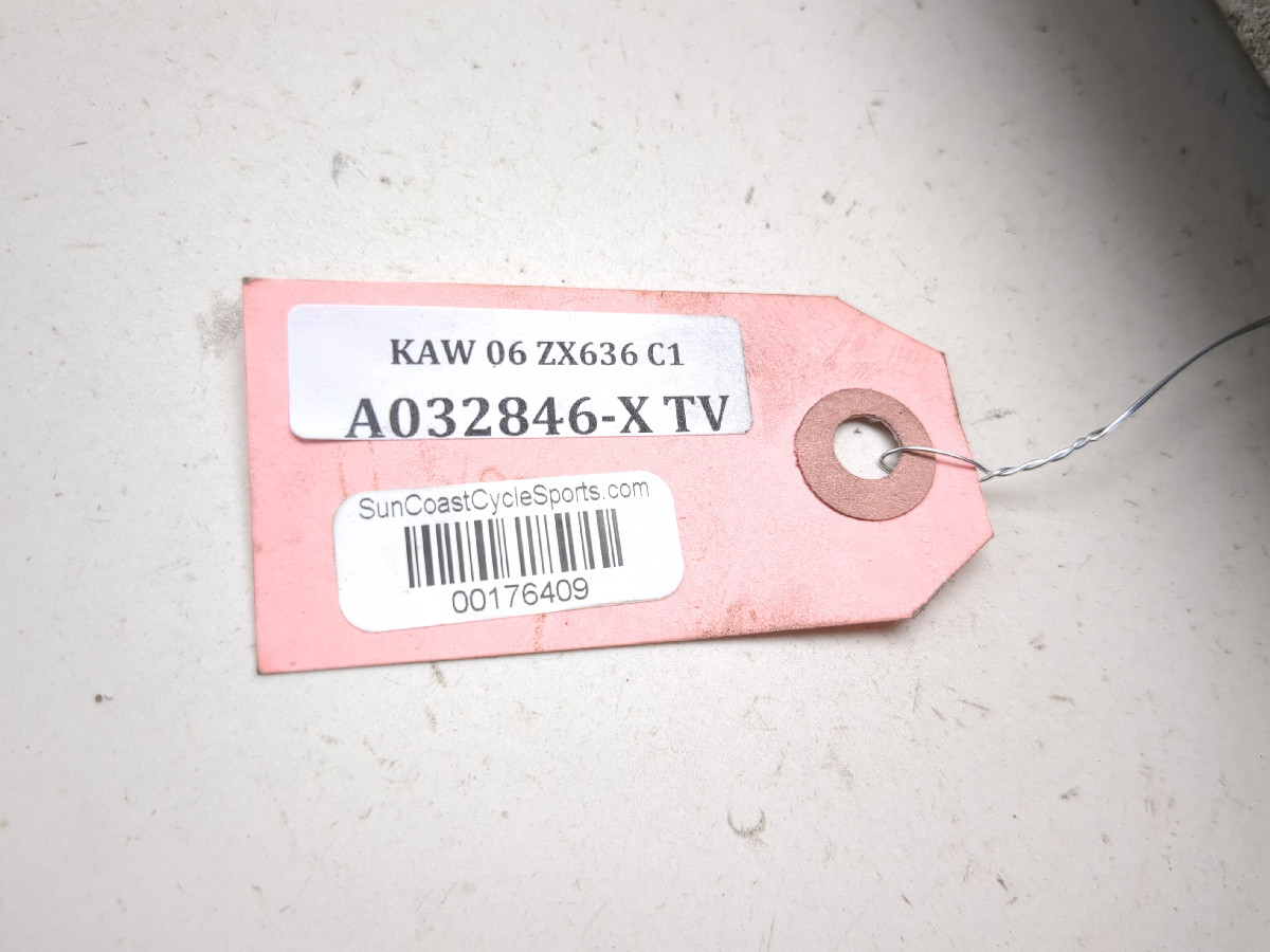 05 06 Kawasaki ZX6 ZX 636 Gas Fuel Tank Petrol Reservoir - Sun