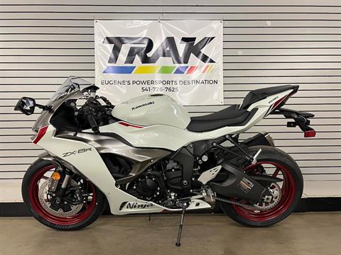 New 2025 Kawasaki Ninja ZX-6R ABS, Eugene OR | Specs, Price