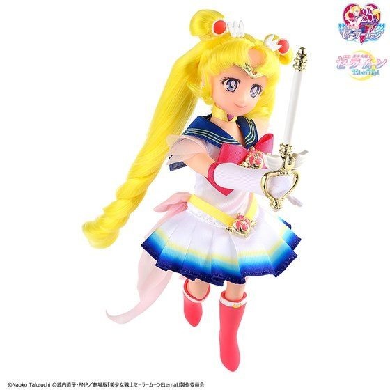 美少女戦士セーラームーンEternal」スーパーセーラームーンのドールが