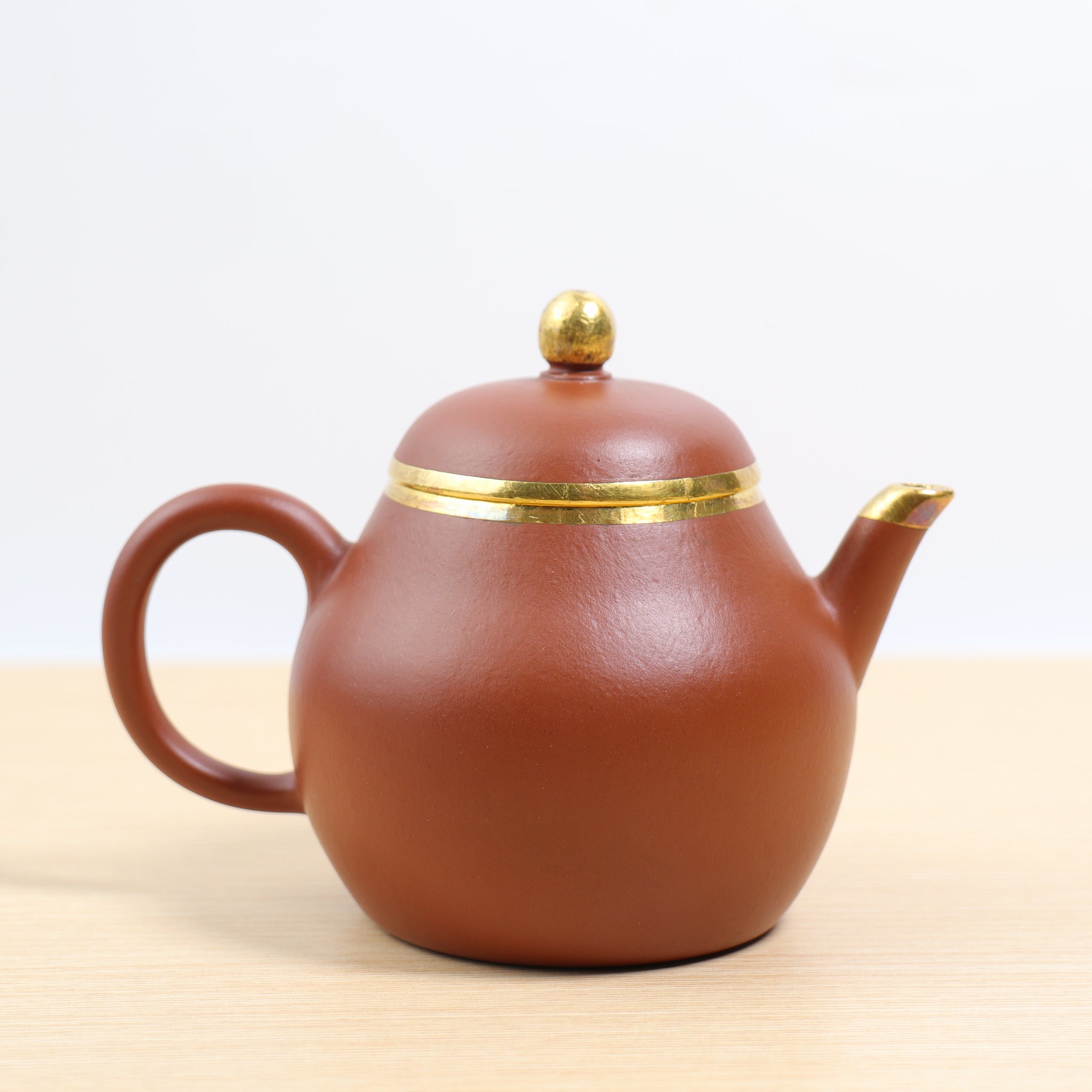 已售出）【孟臣款‧高梨】朱泥包金紫砂茶壺– Cha-Tailor Tea Specialist