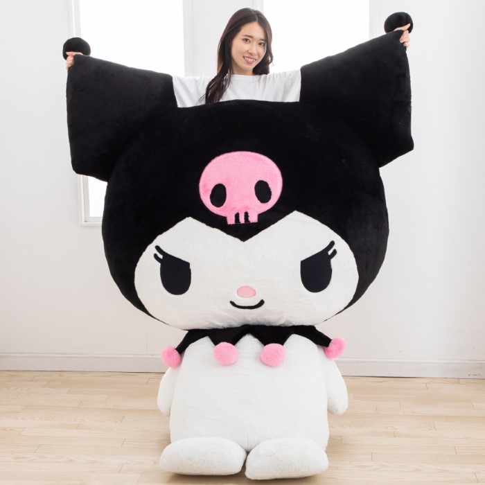過去最大級の全長2メートル！サンリオキャラクターズ「超BIGふかふか