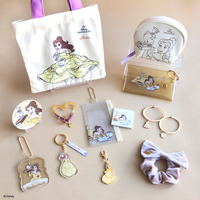 ディズニープリンセスと仲良く寄り添うお友達を描いた全62アイテムが