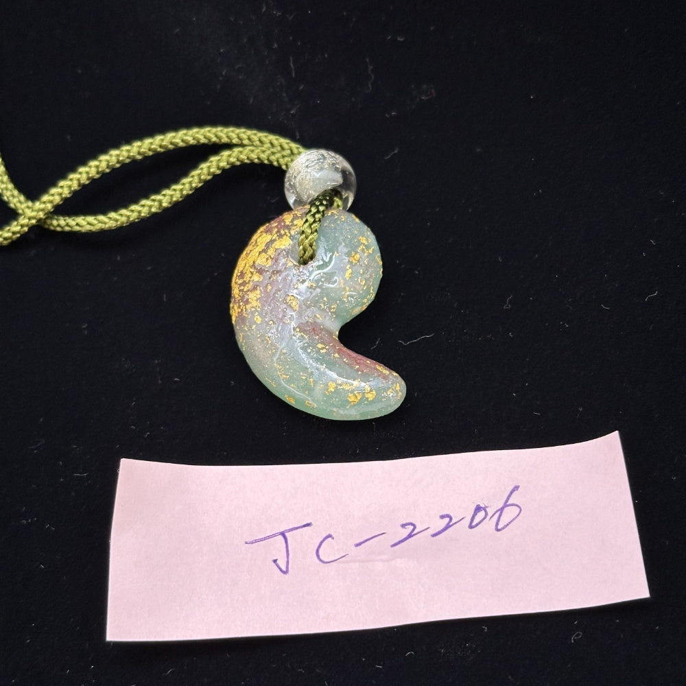 翡翠色の勾玉 Jade color – CHIRYOKU ONLINE SHOPPING
