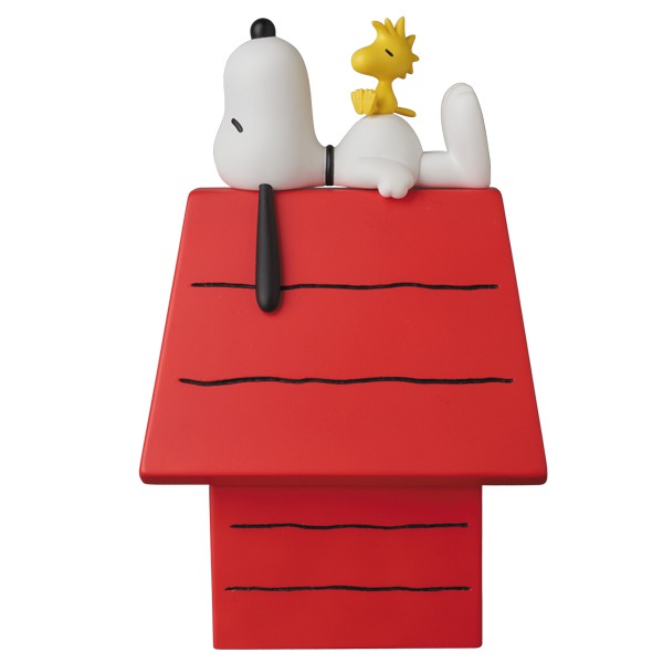 C.J.MART / VCD SNOOPY w/ WOODSTOCK & doghouse